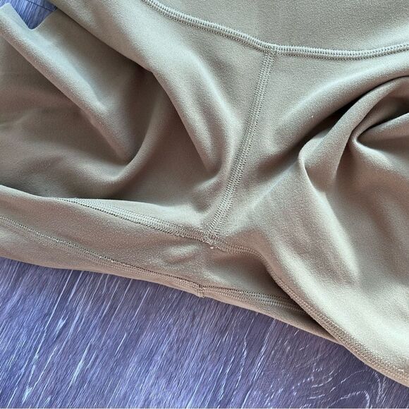 Lululemon Align Pant II 25" grape Leaf green Women’s Size 4 - Picture 5 of 7